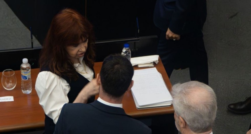 Cristina Kirchner volvi&oacute; a cuestionar la causa Cuadernos: &ldquo;Es convalidar la mafia&rdquo;