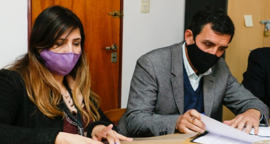 APOS firm&oacute; convenio con Educaci&oacute;n por el servicio de docentes integradores