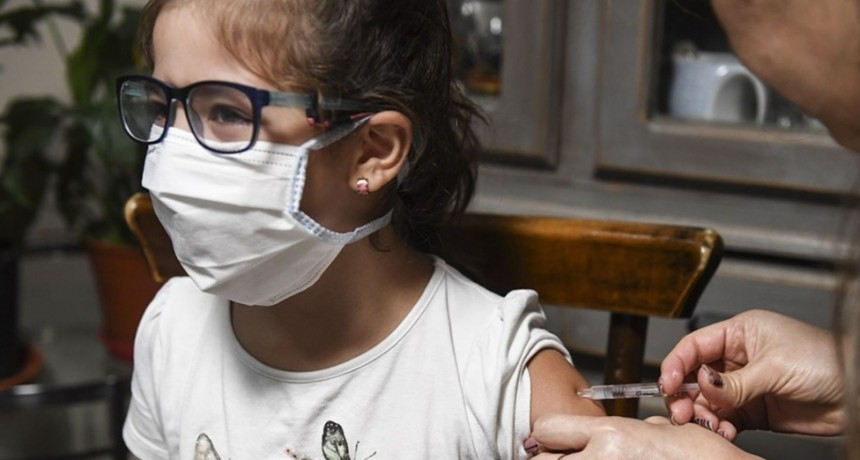 Convocan a menores sin comorbilidades de 13 a 17 a&ntilde;os a inscribirse para recibir la vacuna contra el Covid-19