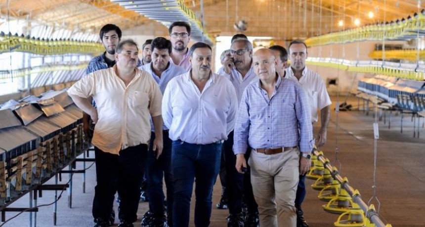 Quintela visitó empresa en Nonogasta