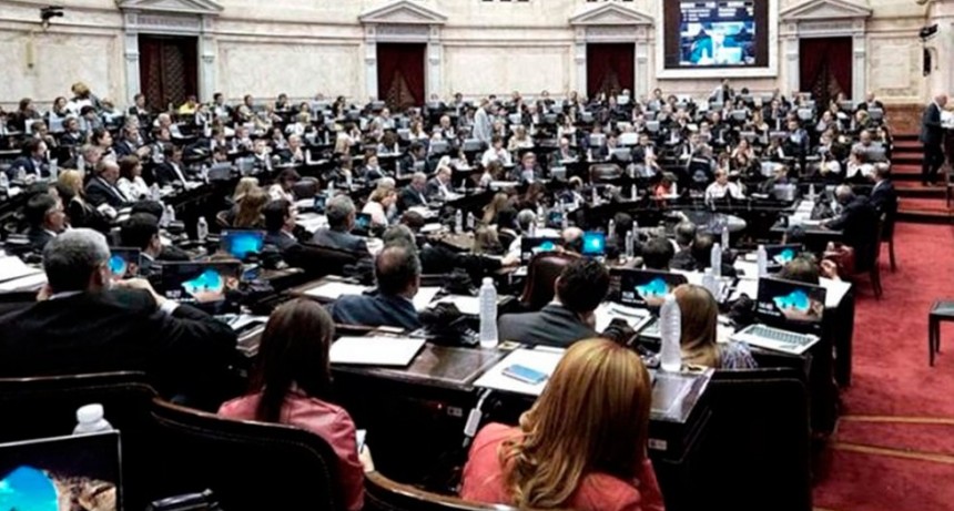 Arranca en el Congreso el debate por la renegociación de la deuda