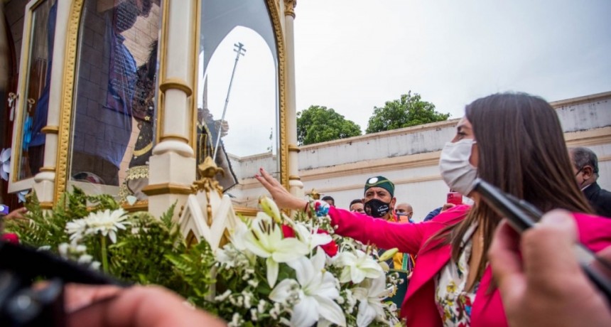 Florencia López participó de la despedida de San Nicolás y el Niño Alcalde  