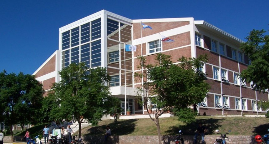 Este lunes la UNLaR retoma las actividades administrativas de manera paulatina