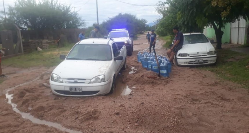 El gobierno provincial despliega un gran operativo a raíz de la intensa lluvia 