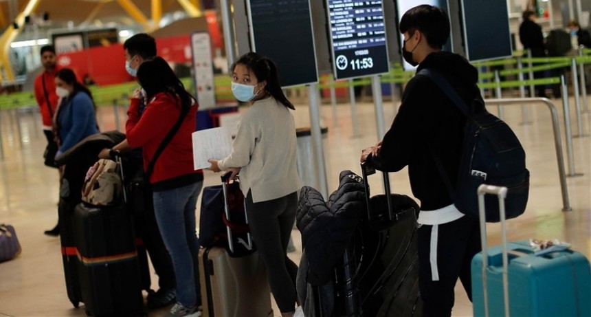 No se pedirá PCR para volver al país a vacunados con esquema completo
