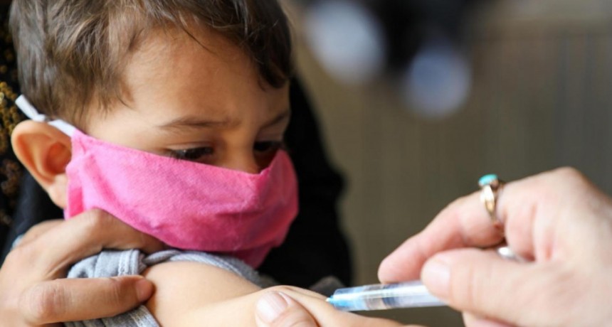 Covid-19: Niños y adolescentes podrán recibir vacunas de refuerzo