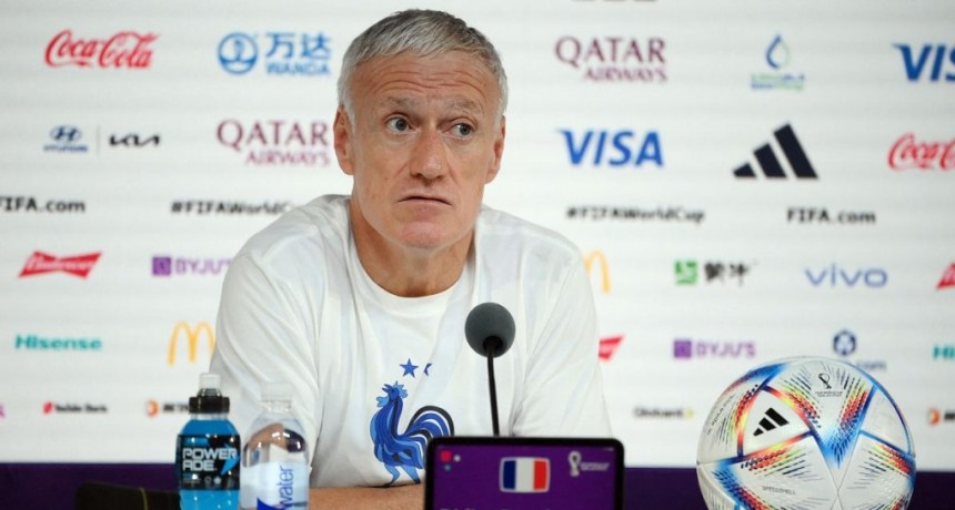 Deschamps continuará siendo el DT de Francia