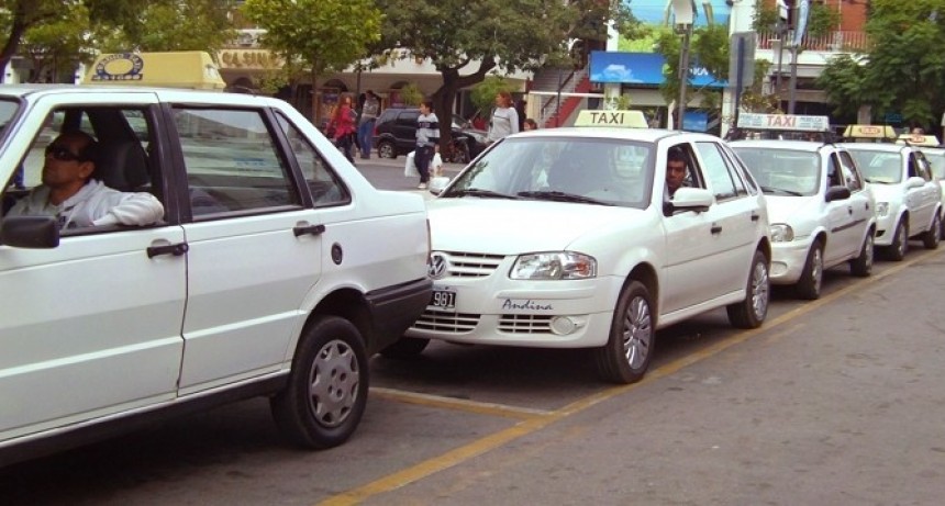 La Rioja extiende beneficios a taxis y remises