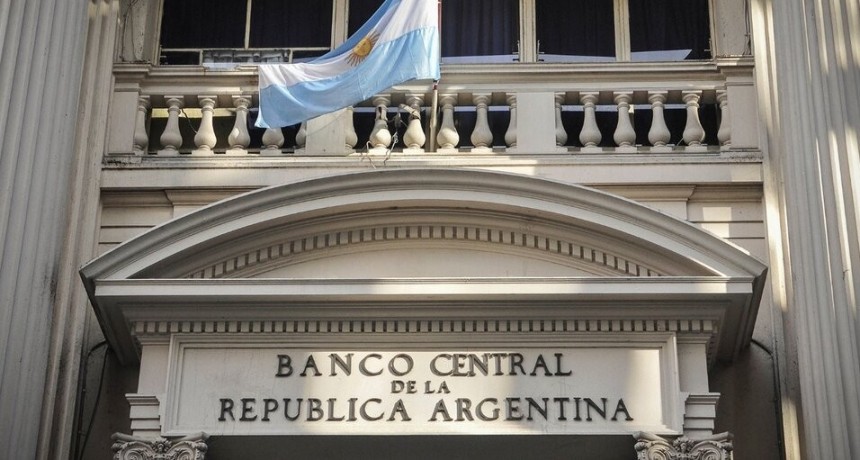 Por disposición del Banco Central peligra el cobro de haberes del sector público nacional