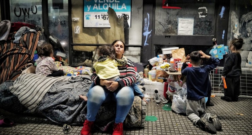 Aliado de Milei pidió erradicar a las personas en situación de calle en Buenos Aires