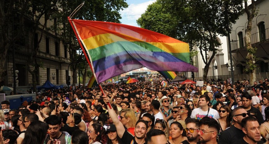 Auguran una marcha histórica y masiva del Colectivo LGTBIQ+ contra Milei