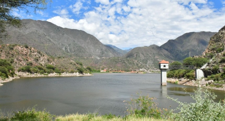 Tras las lluvias, se recuperó la cota de varios diques de la provincia