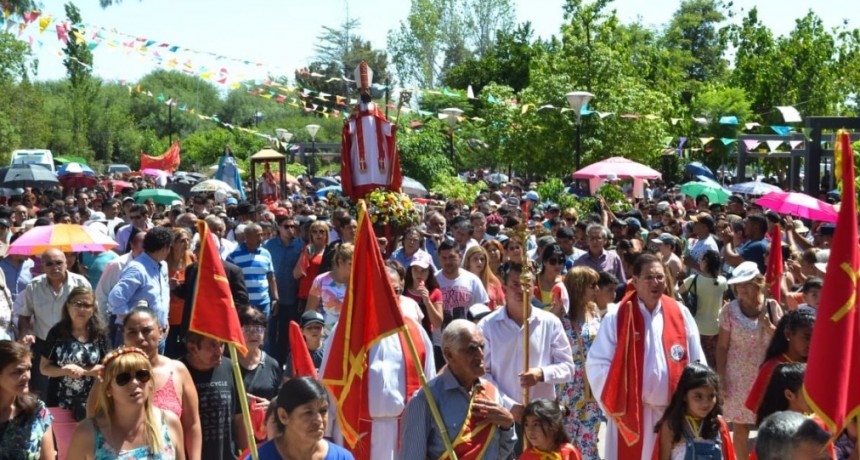 El gobernador Quintela participó de las Fiestas Patronales de San Blas