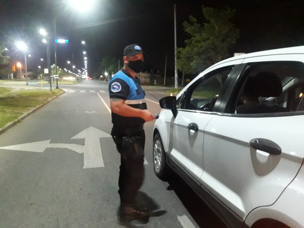 Controles de transito: 27 infracciones por alcoholemia y 45 por el no uso del casco este fin de semana