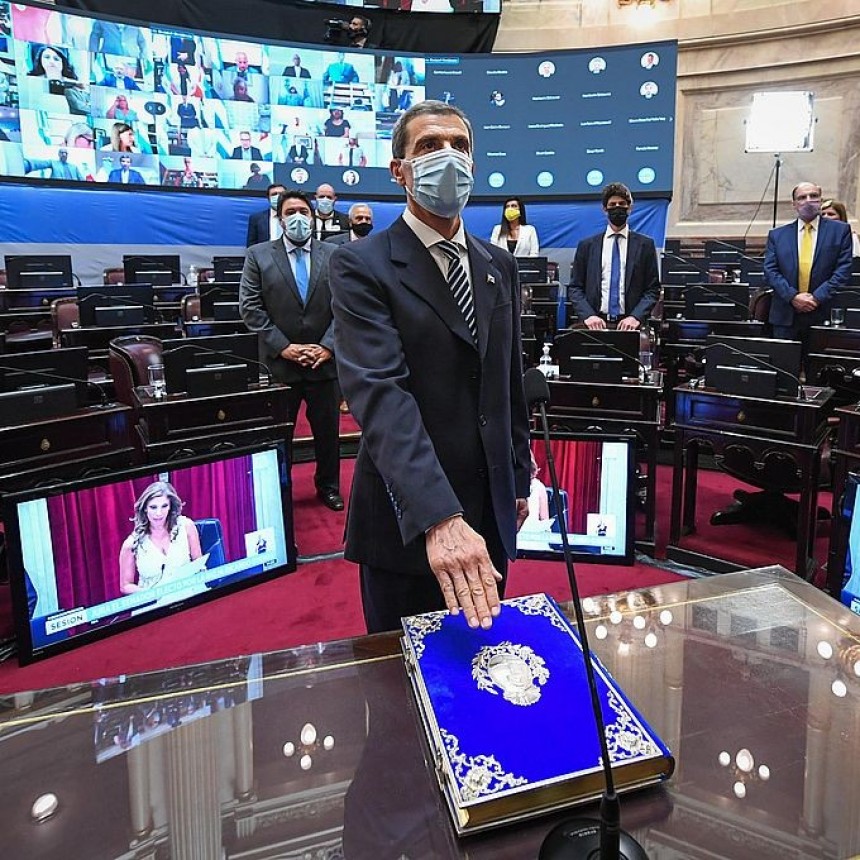 Ricardo Guerra asumió en el Senado en reemplazo de Carlos Menem