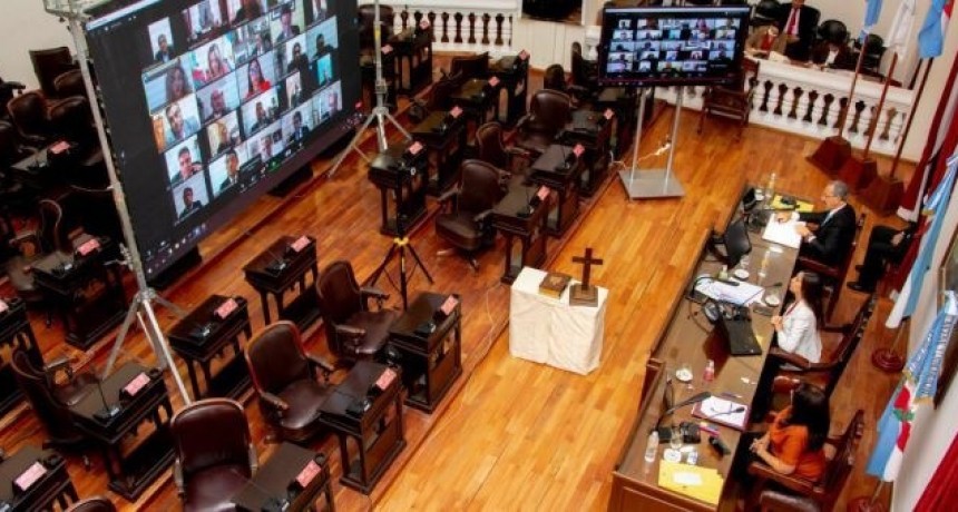 Acto de apertura de sesiones ordinarias y día de la autonomía provincial será presencial