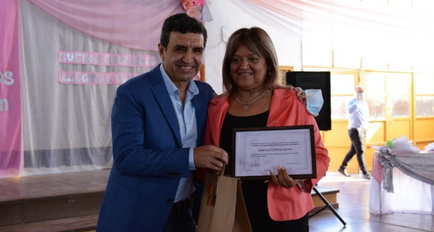 Martínez presidió el homenaje a la Supervisora Martha Agüero
