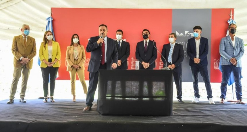 Quintela tomó juramento a los nuevos secretarios del gabinete