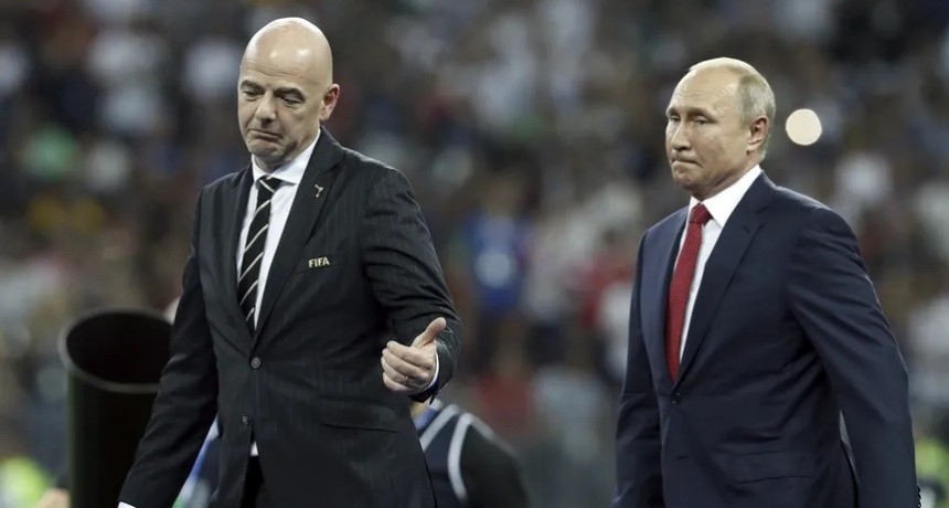 La FIFA suspendió a Rusia 