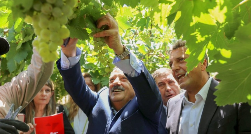 Vendimia 2023: Quintela y Massa en Chilecito realizaron el lanzamiento oficial para todo el país 