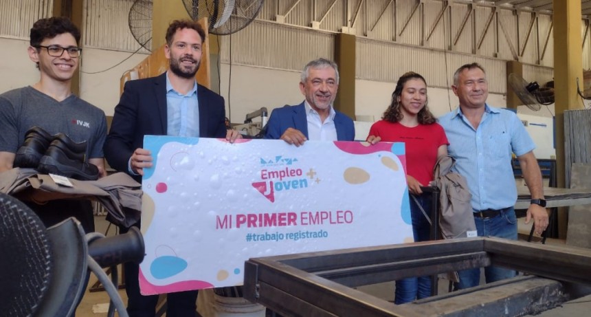 Gobierno sigue convirtiendo planes sociales en empleo genuino