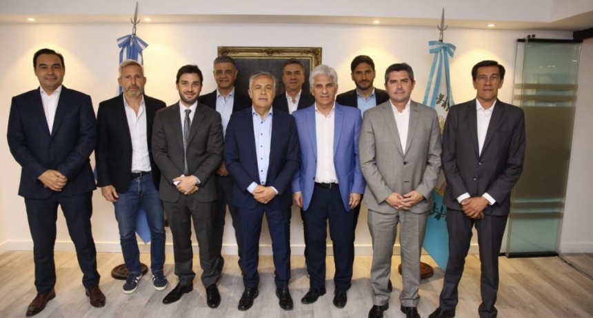 Los gobernadores de JXC le respondieron a Milei: 