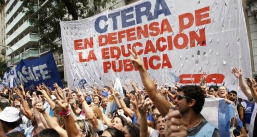 Gremios docentes torcieron el brazo al gobierno nacional