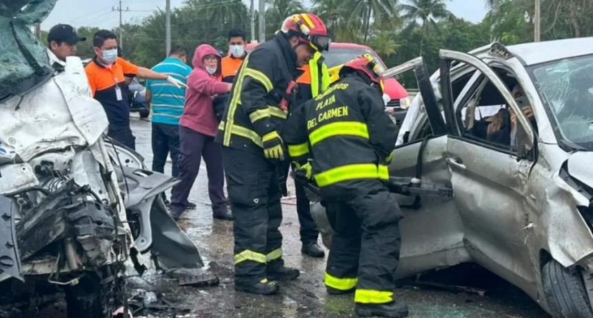 Tragedia en Playa del Carmen: cinco argentinos murieron en un accidente de tránsito