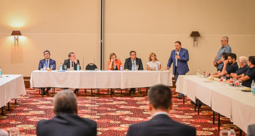 Quintela recibió el apoyo de gremios en su reclamo por los recursos de La Rioja