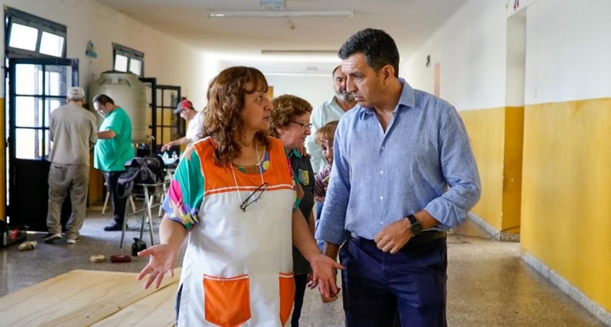 Ariel Martínez supervisó las tareas de reacondicionamiento de escuelas en Chamical