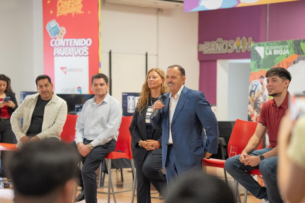 Quintela destacó la unidad y la solidaridad juvenil en la entrega de premios de la Rifa Estudiantil