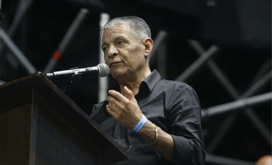 “No se puede vender la dignidad del pueblo por una zanjacuneta y dos metros de asfalto”