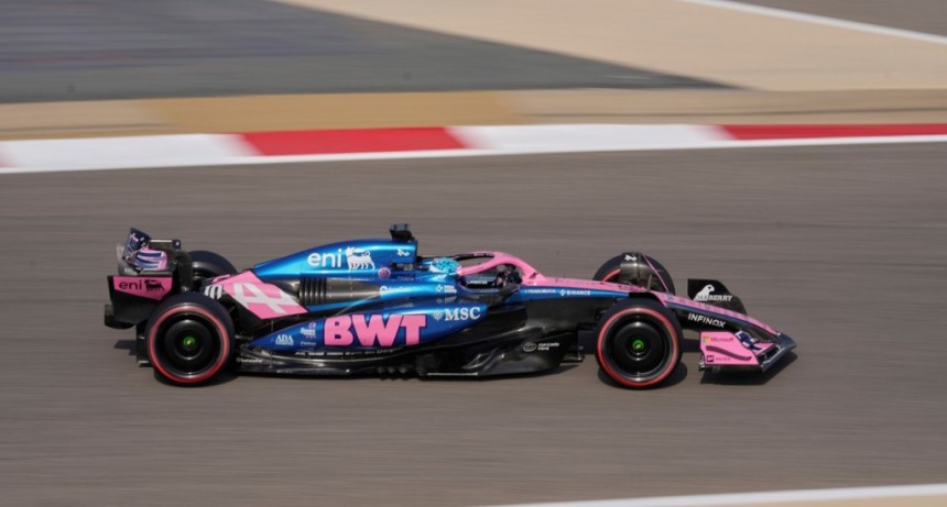 Colapinto terminó último y causó la primer 