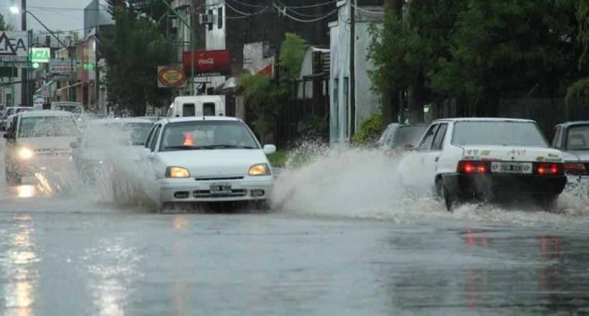 Municipalidad capitalina asistió a 40 familias por las lluvias