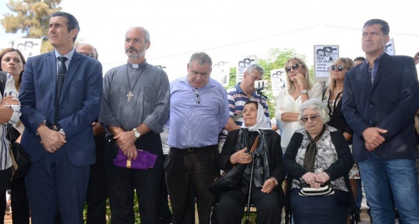 Casas presidió el acto por el 