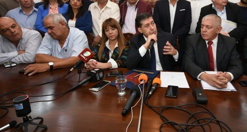 Gobierno provincial dió el primer aumento de sueldos