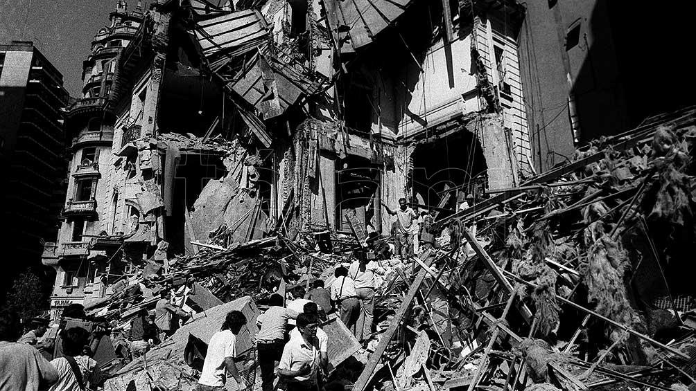 Recuerdan los 27 años del atentado contra la embajada de Israel en Argentina