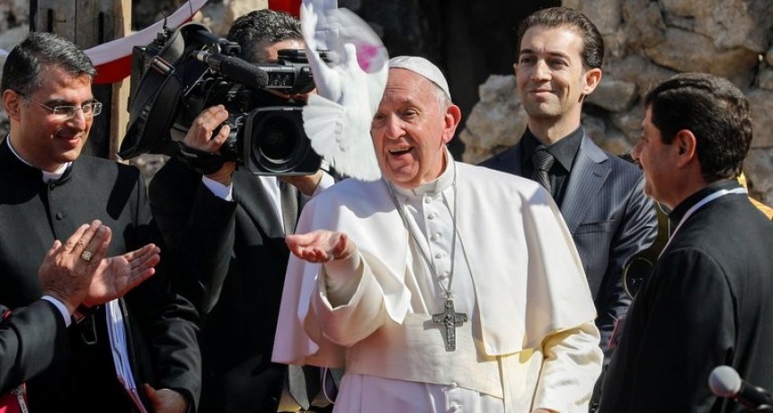 El Papa se despidió de Irak con mensajes contra el terrorismo y por una reconstrucción sin venganza