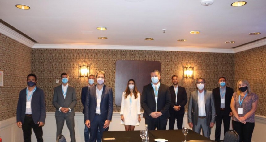 Luna fue elegido vicepresidente colegiado del Consejo Federal de Turismo y presidente del Ente Norte