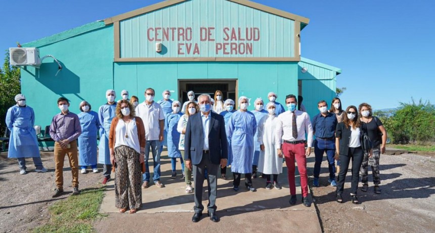 Salud entregó equipamiento informático al Centro de Salud 
