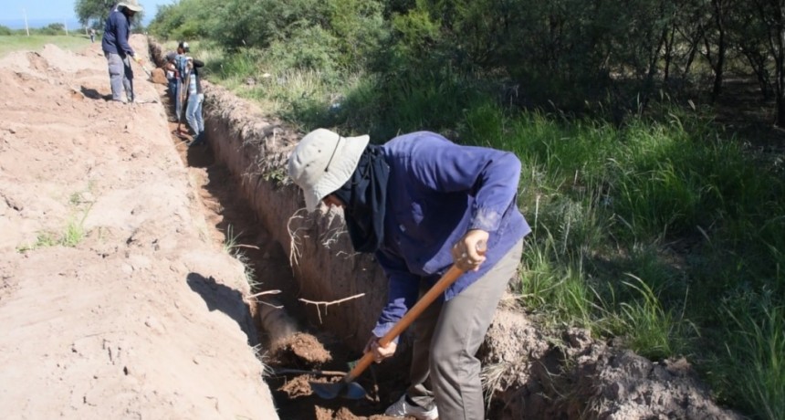 El gobierno provincial comenzó la ejecución de la obra de acueducto en Milagro