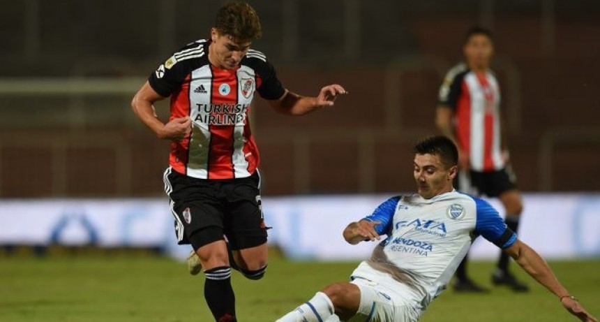 River goleó en Mendoza a Godoy Cruz