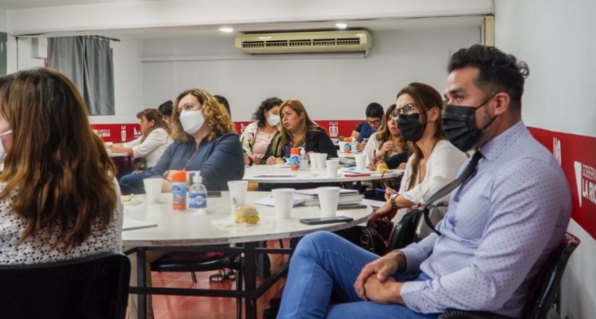 Capacitan a directores de hospitales del interior y jefes de zonas sanitarias sobre la Ley IVE