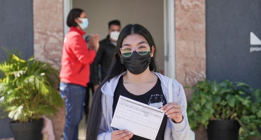 Implementan nueva estrategia de vacunación en las escuelas 