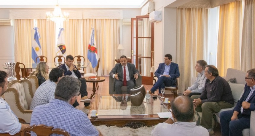 Las Autoridades del INTA fueron recibidas por el gobernador Ricardo Quintela para trabajar en conjunto 