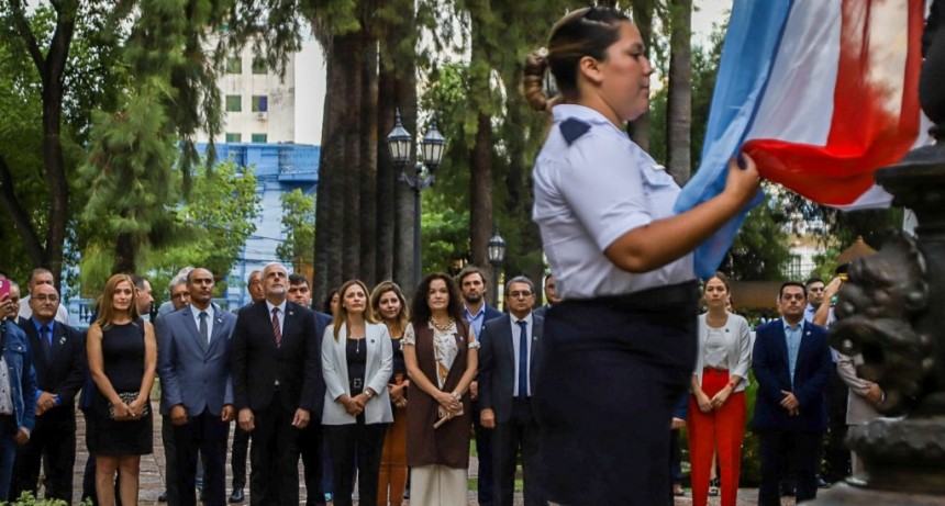 La Legislatura conmemoró los 203 años de la Autonomía Provincial 