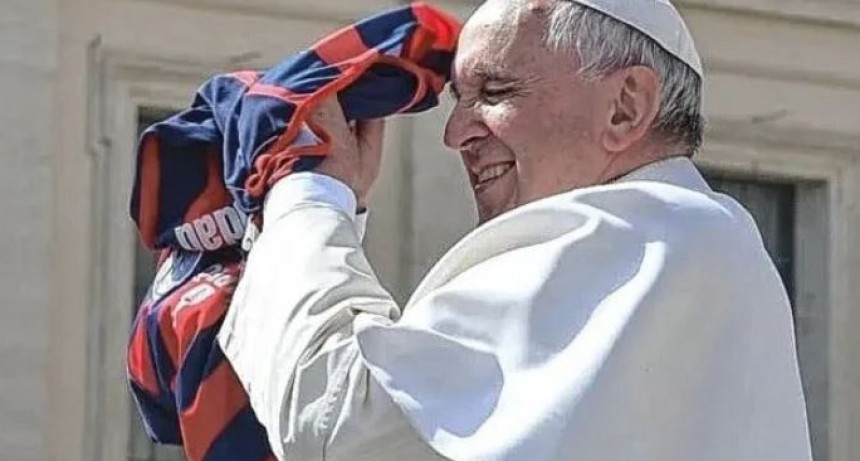  San Lorenzo llevará en su camiseta a Francisco por los diez años de papado
