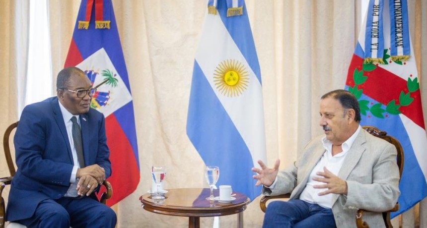 El gobernador Ricardo Quintela recibió al embajador de la República de Haití