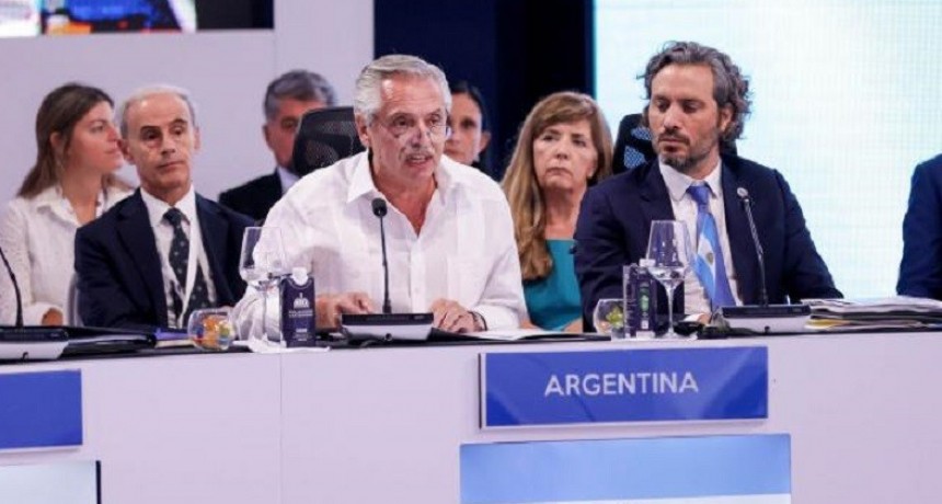 Cumbre Iberoamericana cerró pidiendo un sistema financiero más equitativo