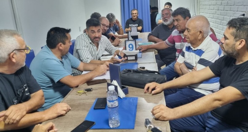 Confirman que el campeonato provincial de fútbol comenzará el 30 de abril con 10 equipos